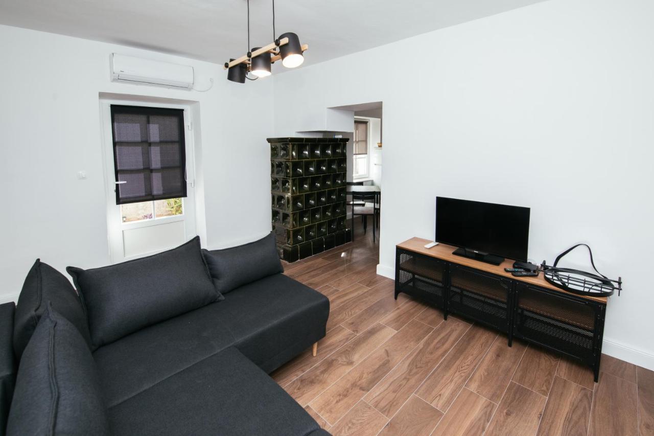 Barbarossa Apartamento Sveti Filip i Jakov Exterior foto